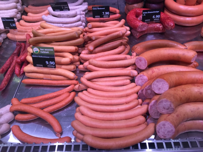 boutique-TOUET SUR VAR-min_sausages_meat_butchery-1069321